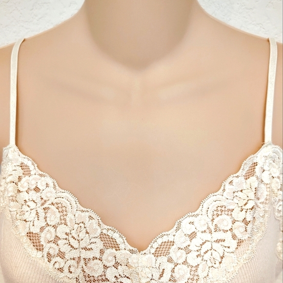 Worthington Stretch Cream Ribbed Lace Camisole - Picture 2 of 4